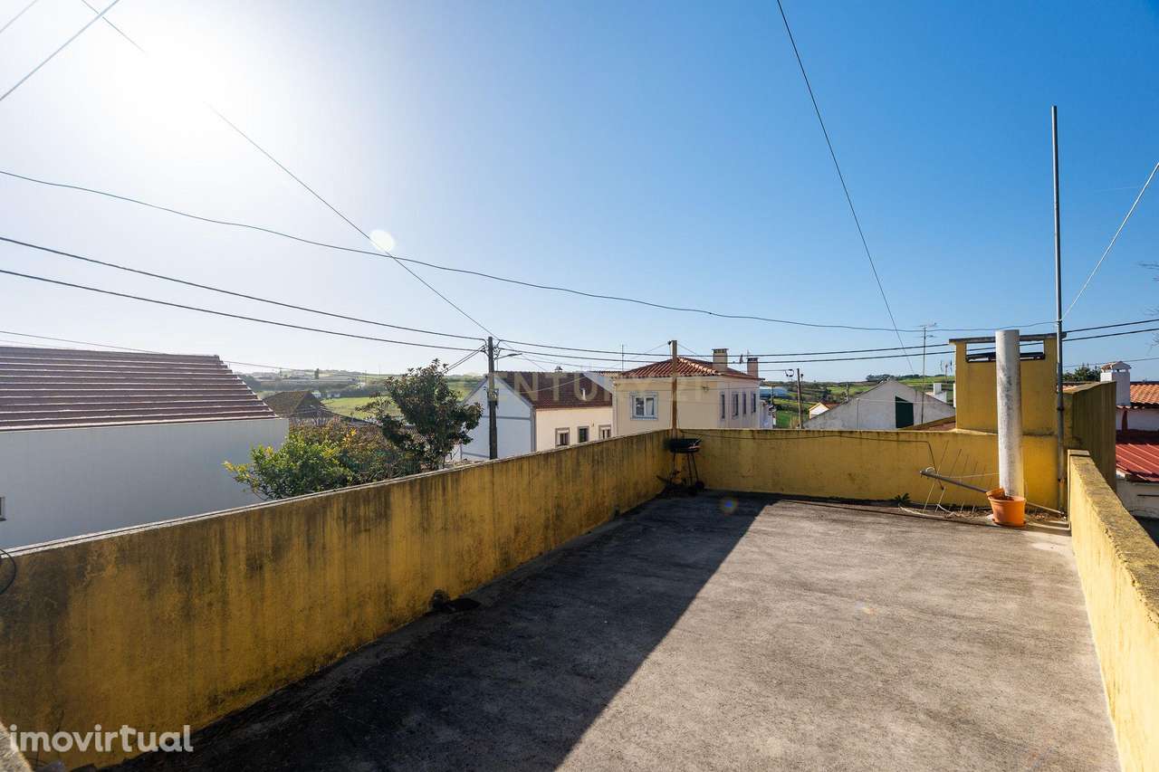 ** MORADIA T2 TÉRREA NA MARTELEIRA - LOURINHÃ ** - Grande imagem: 3/40