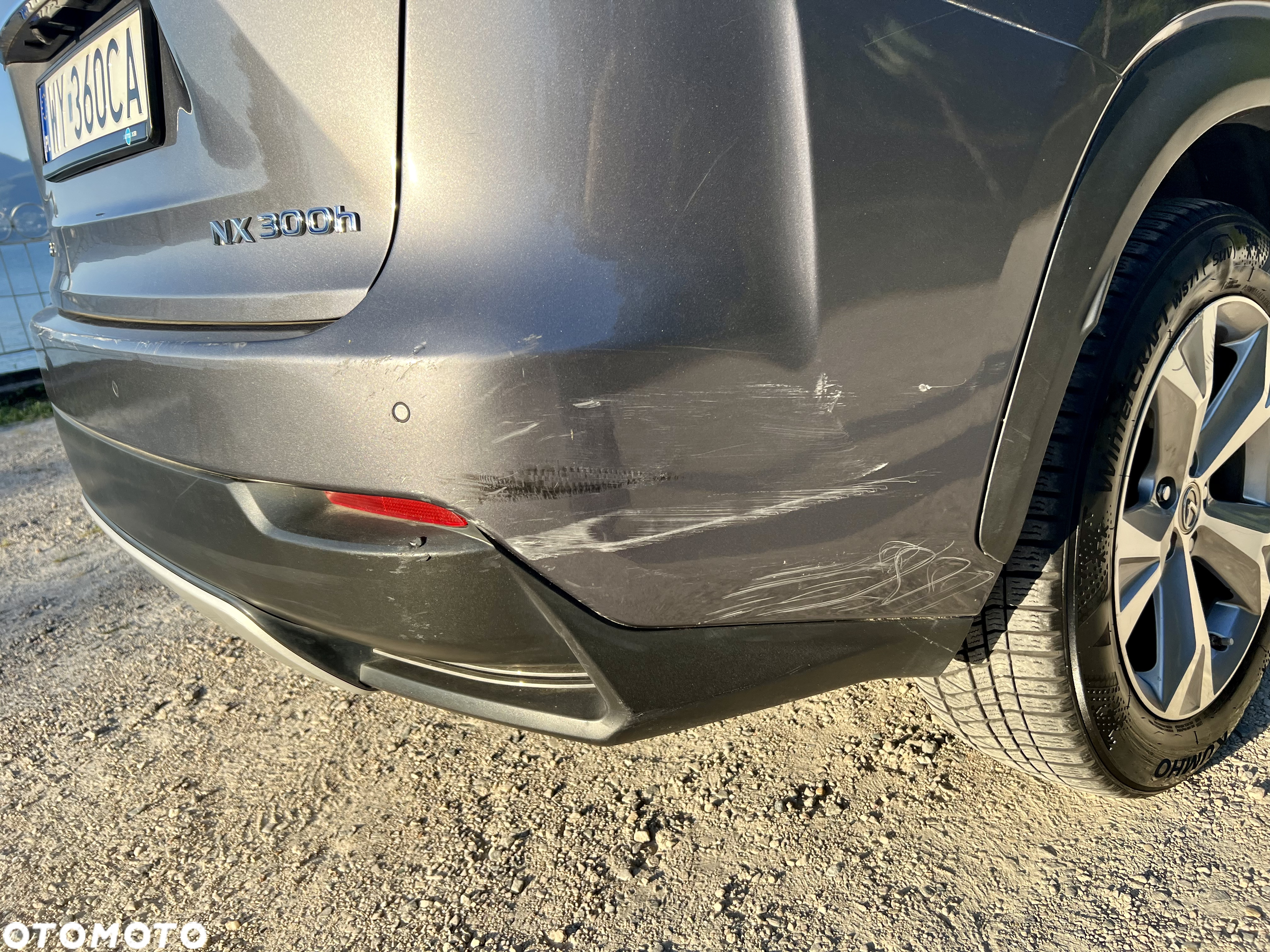 Lexus NX 300h Prestige AWD - 31