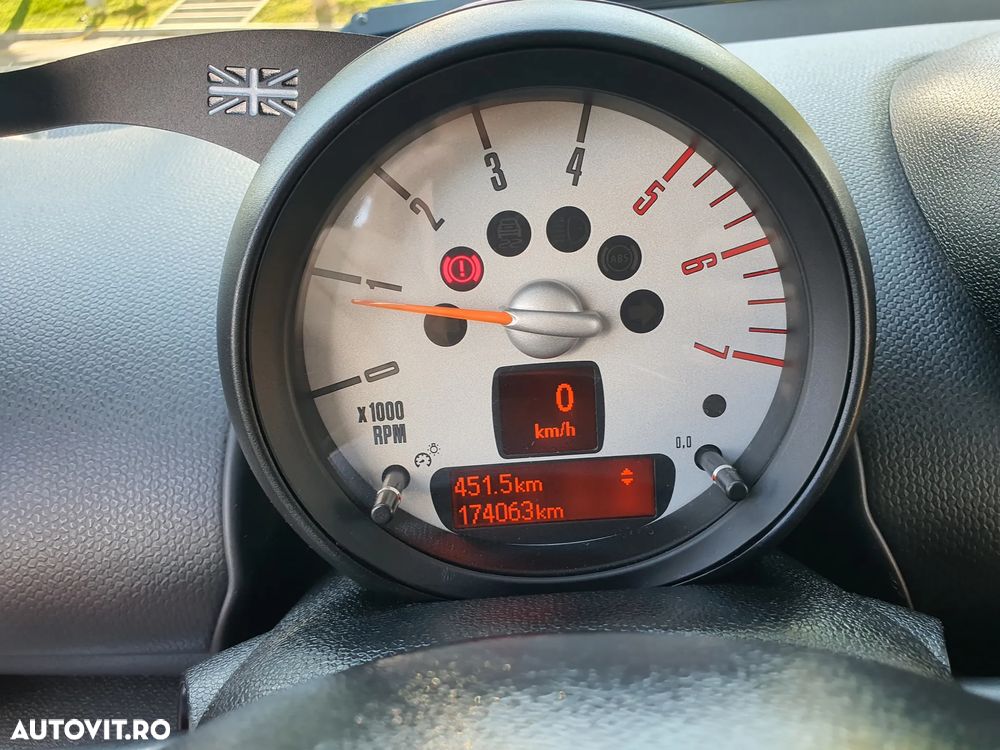 Mini Countryman Cooper SD ALL4 - 31