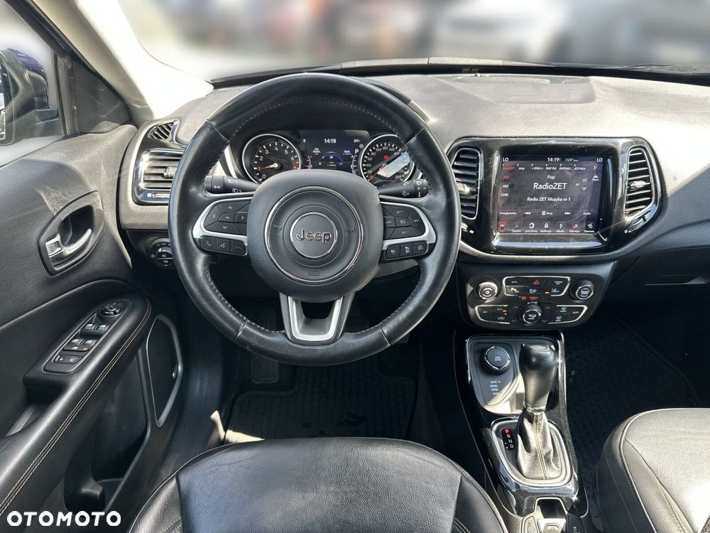 Jeep Compass - 16