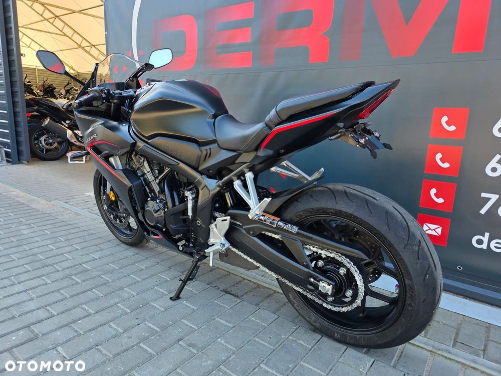 Honda CBR - 6