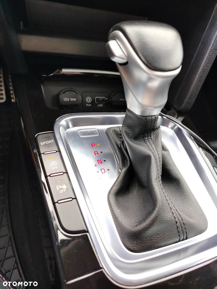 Kia Ceed 1.6 CRDi SCR L Business Line DCT - 10