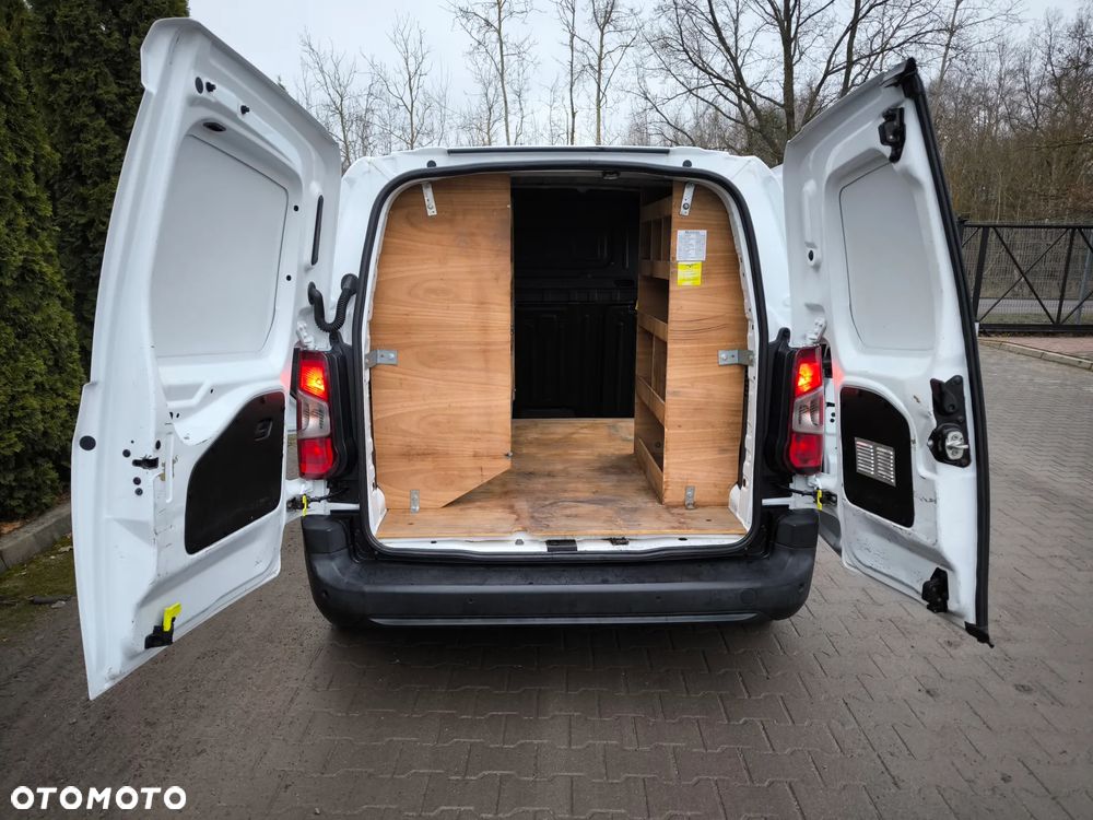 Citroën BERLINGO - 21