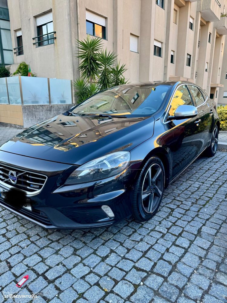 Volvo V40 D2 R Design - 1
