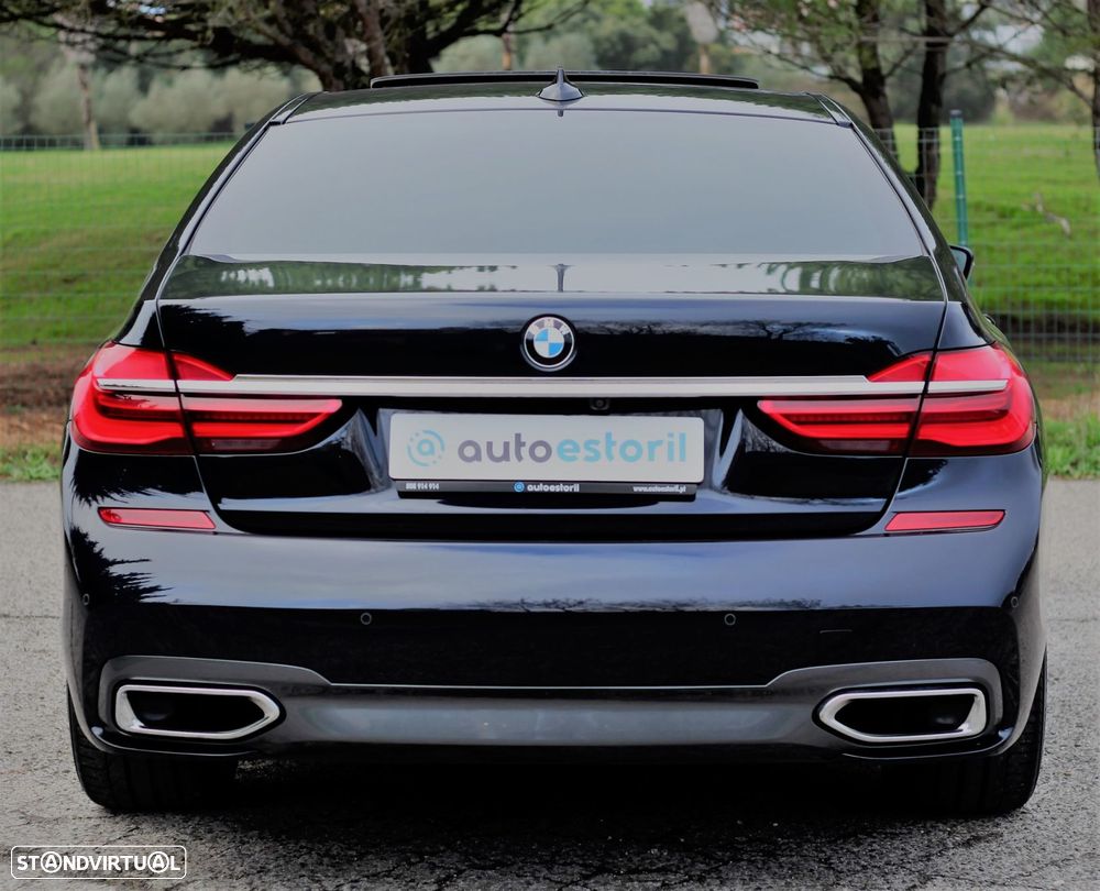 BMW 740 d xDrive Pack M Auto - 13