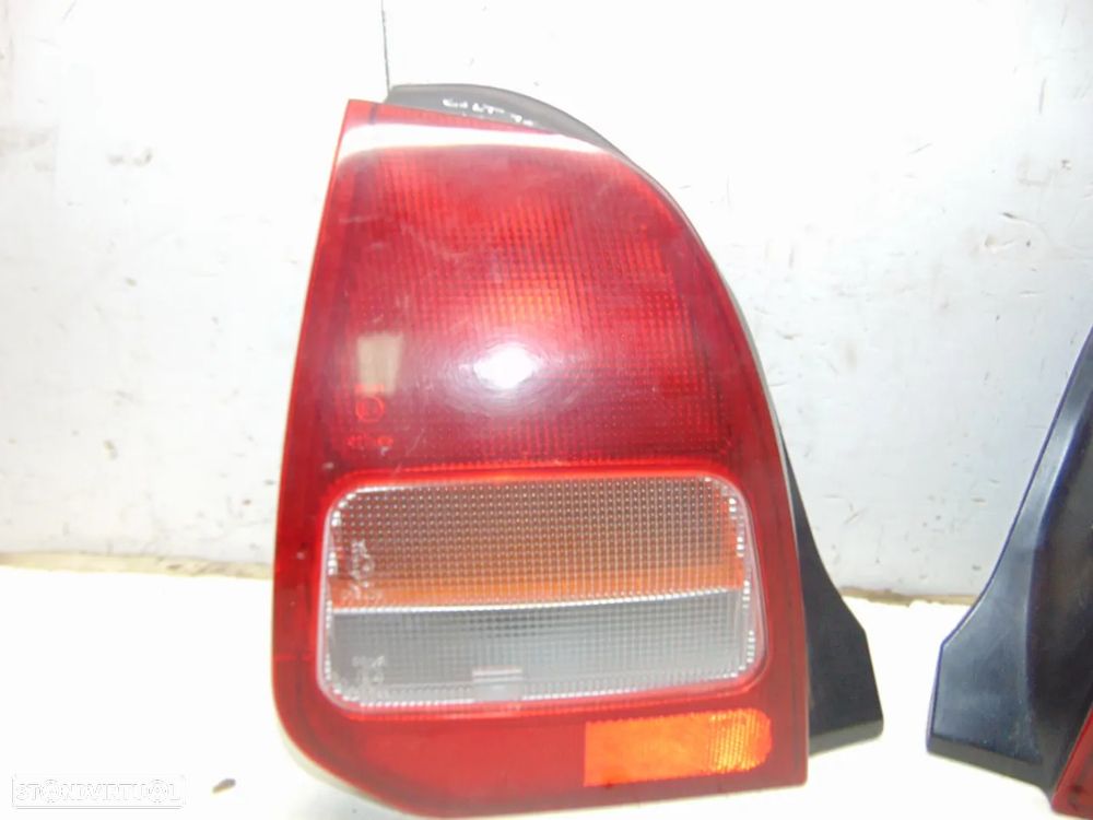 Mitsubishi Colt farolins - 2