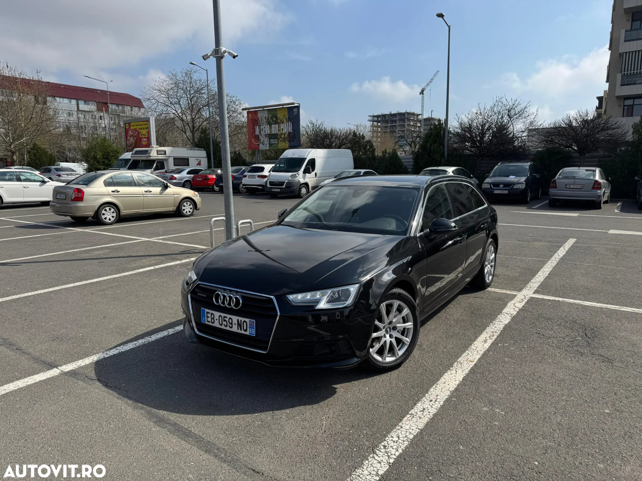 Audi A4 Avant 2.0 40 TDI quattro S tronic Advanced - 7