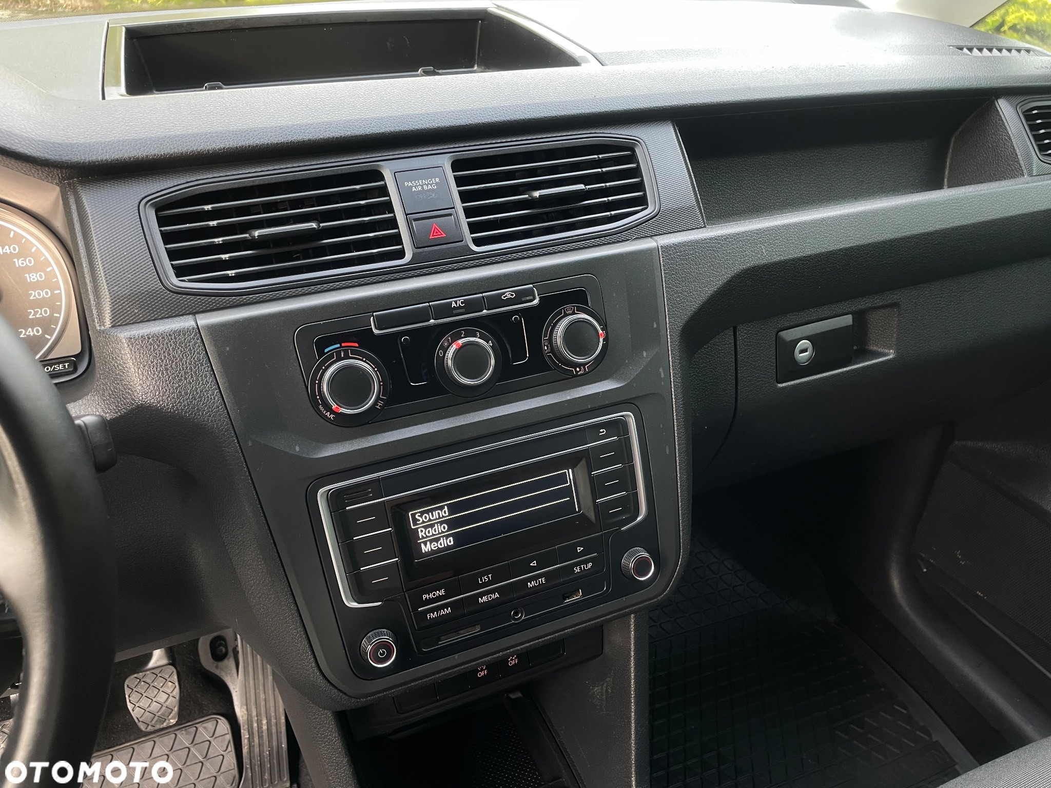 Volkswagen CADDY - 13