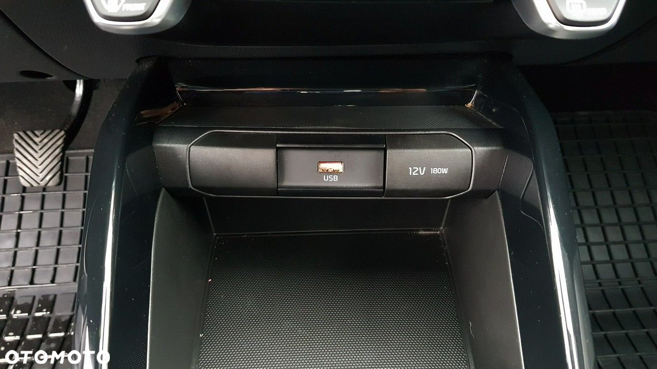 Kia Stonic 1.2 L - 28