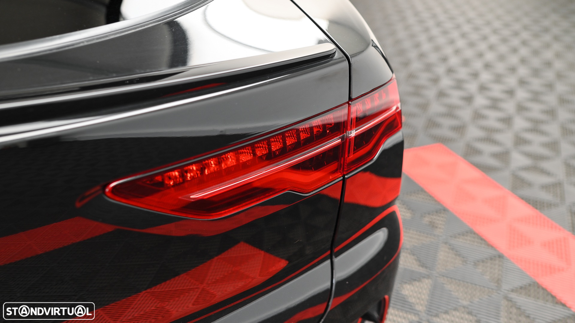 Jaguar I-Pace Black AWD Aut. - 31