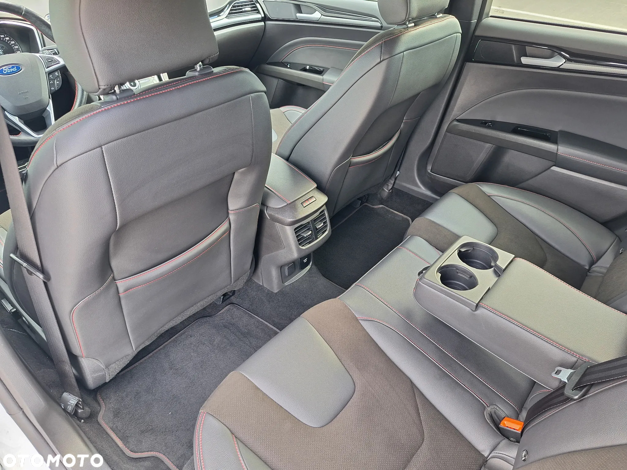 Ford Mondeo 2.0 EcoBlue ST-Line X - 22