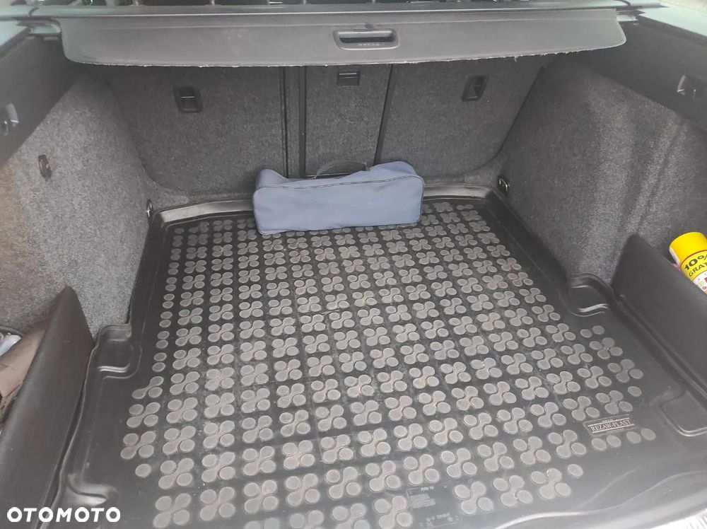 Skoda Superb 1.6 TDI Elegance - 26