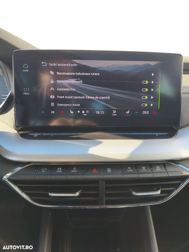 Skoda Octavia Combi 2.0 TDI DSG Style - 22