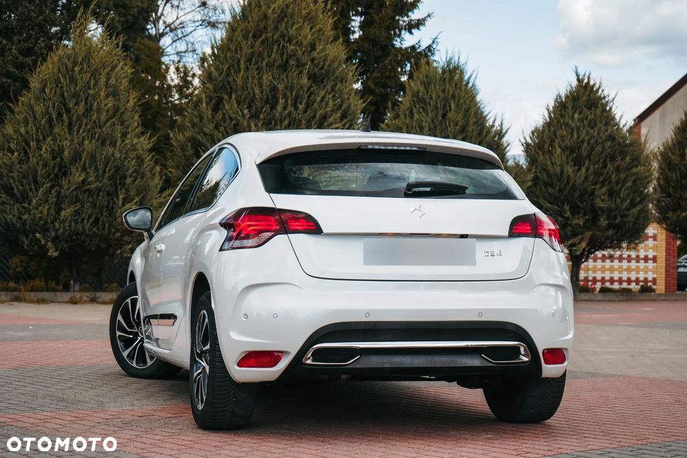 Citroën DS4 1.2 PureTech Chic S&S - 9