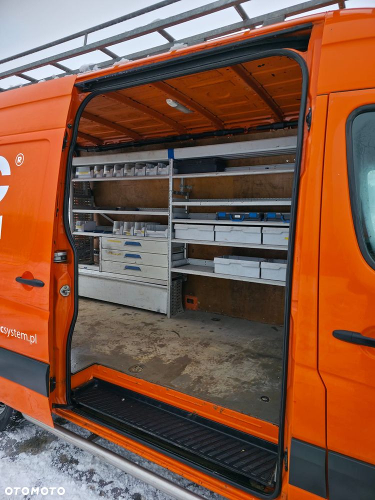 Mercedes-Benz Sprinter z zabudową warsztatową - 18