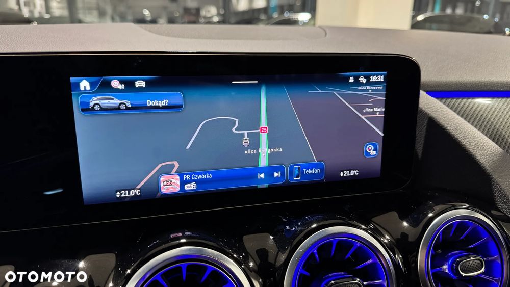 Mercedes-Benz GLA 200 AMG Line - 19