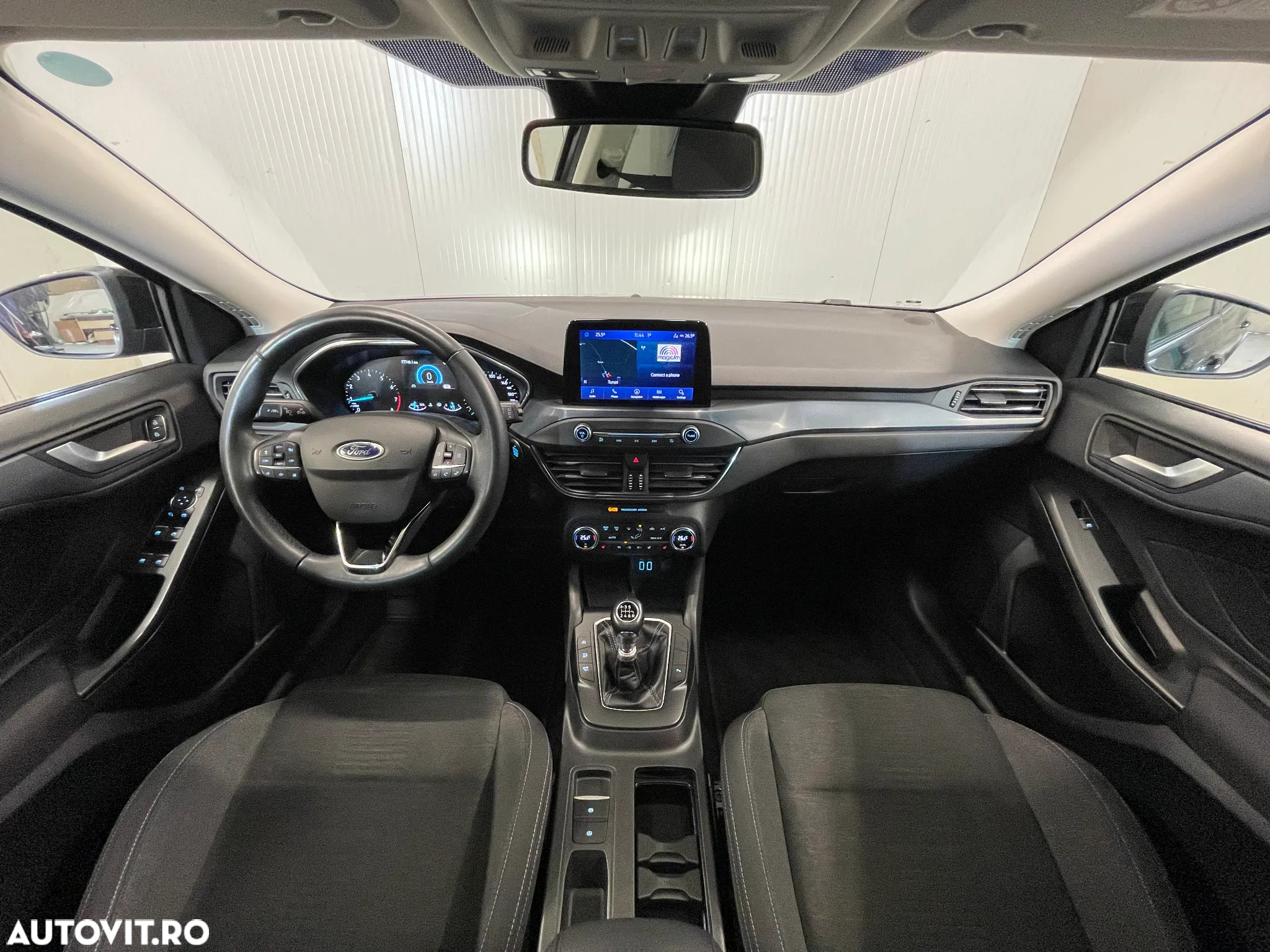 Ford Focus 1.0 EcoBoost Active - 8