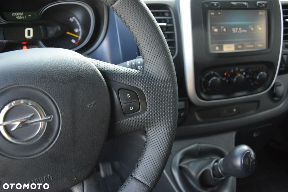Opel Vivaro - 35