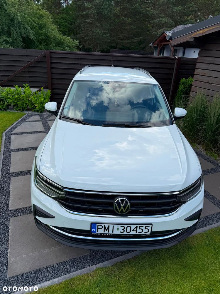 Volkswagen Tiguan - 2