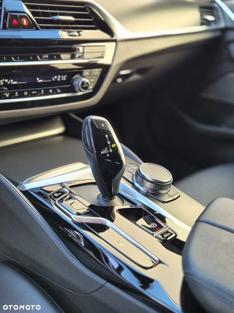 BMW Seria 5 520d xDrive mHEV M Sport sport - 26