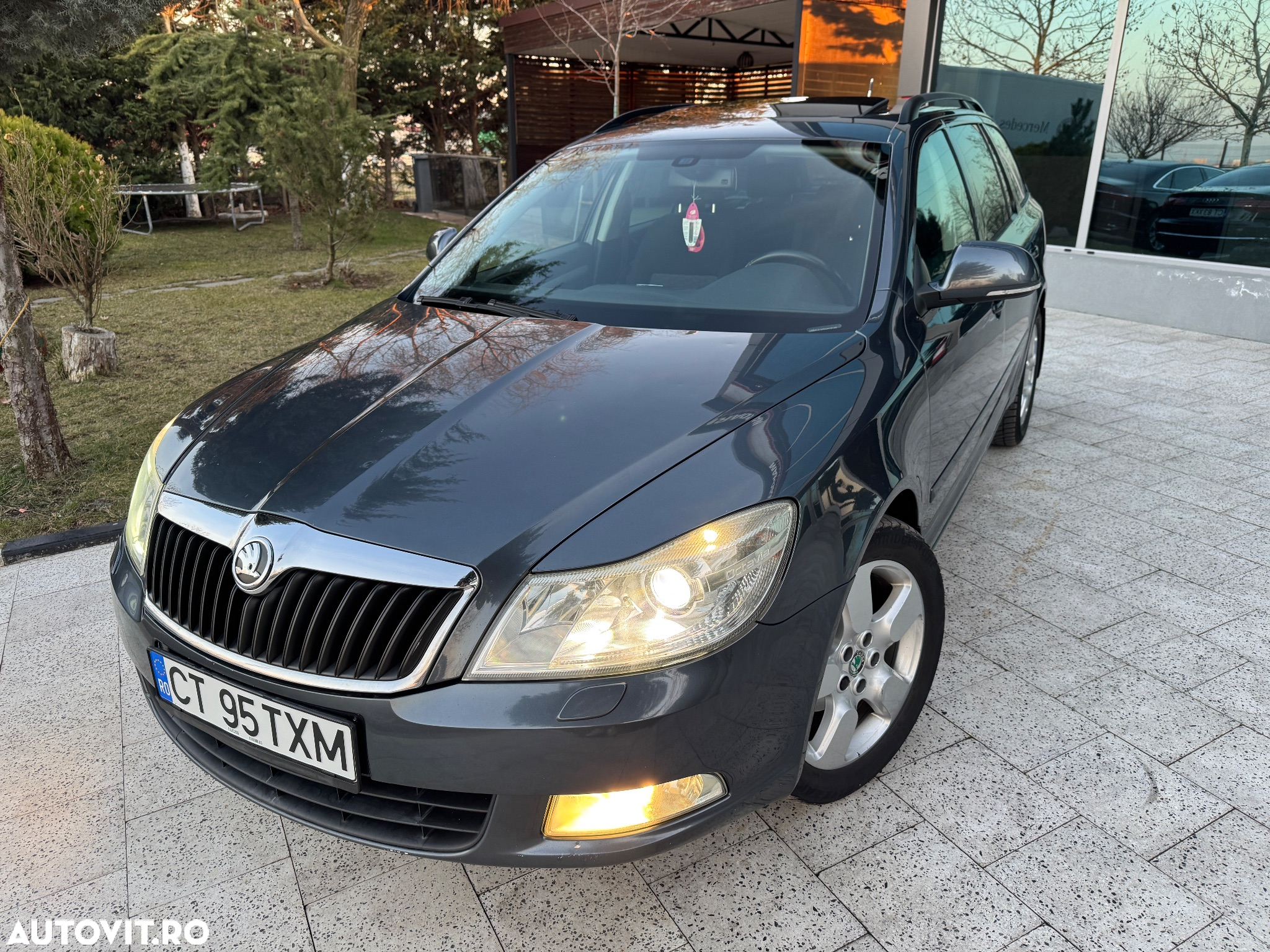 Skoda Octavia 1.6 TDI Ambiente DSG - 15
