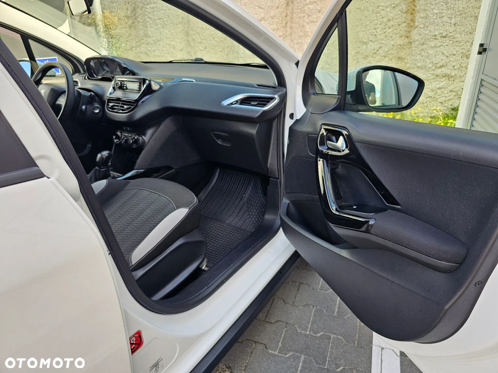 Peugeot 2008 1.2 Pure Tech Access - 13