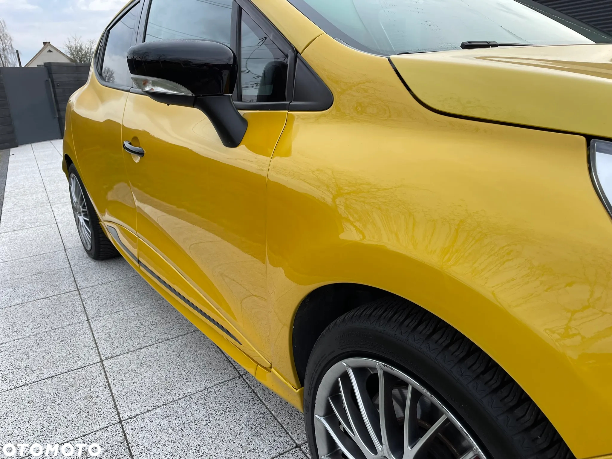 Renault Clio 1.6 R.S 200 EDC - 8