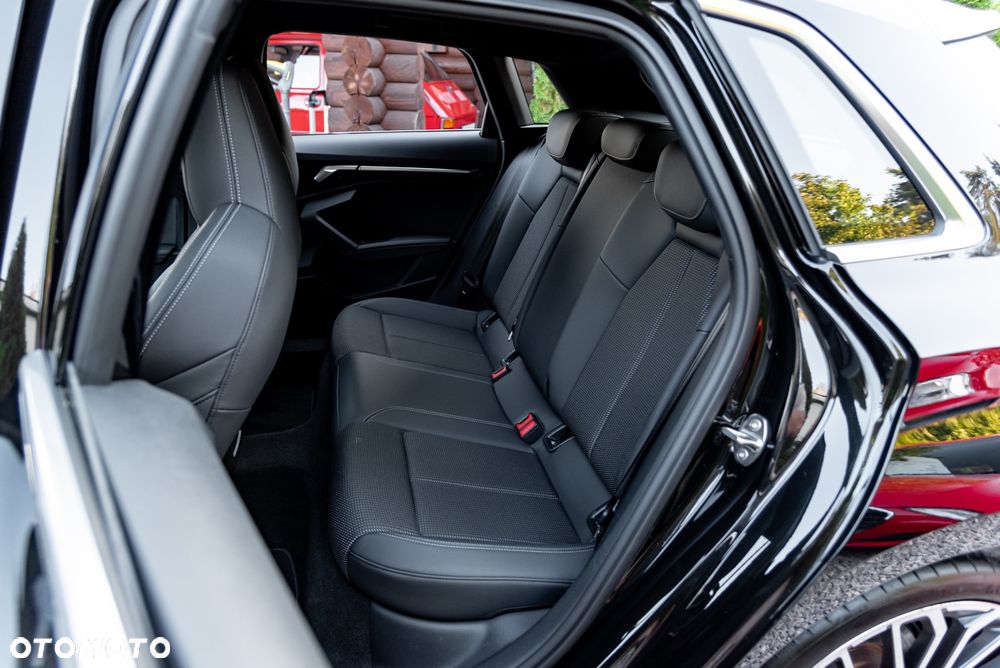 Audi A3 Sportback 35 TFSI S tronic S line - 19
