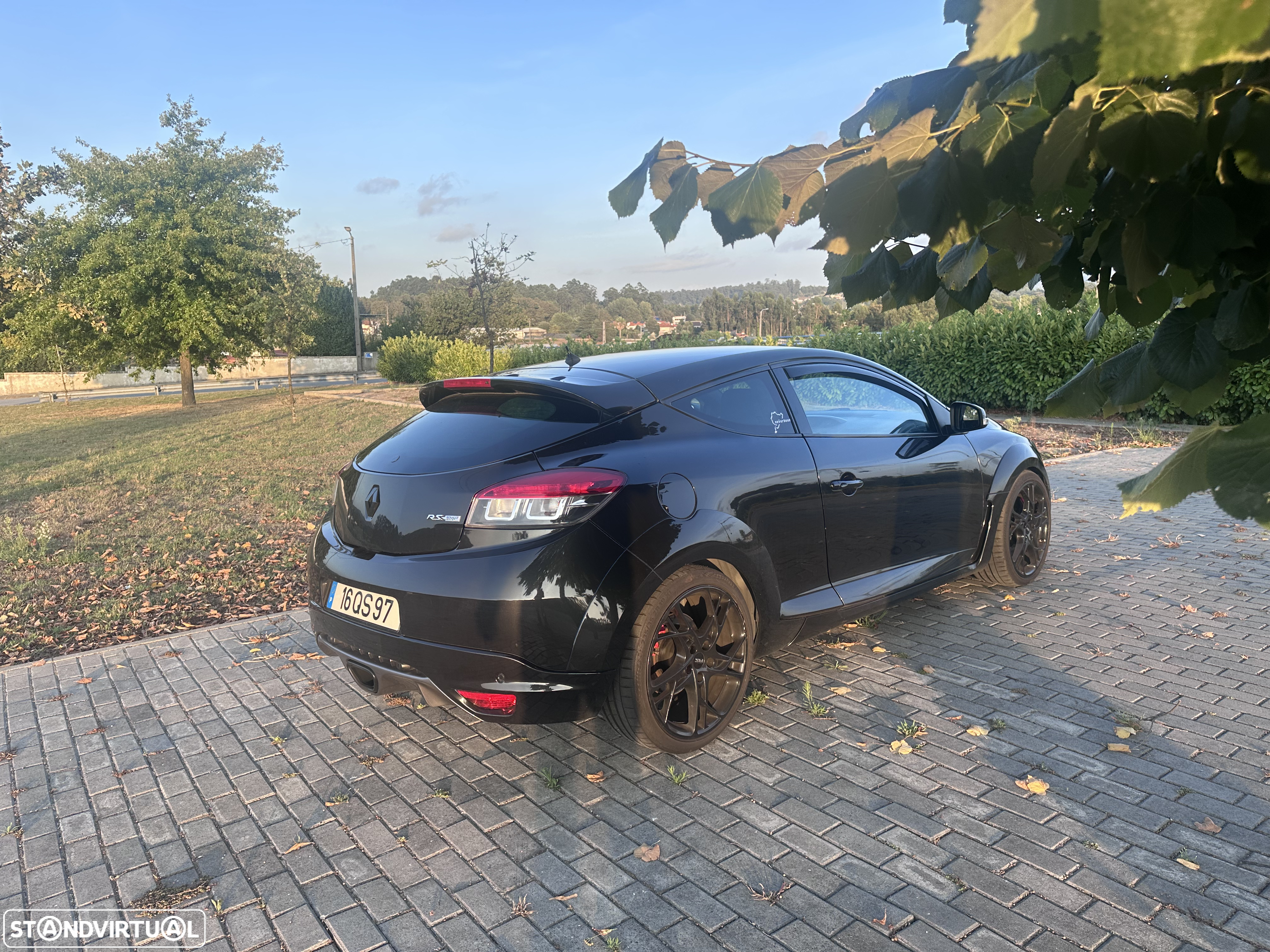 Renault Mégane Coupe 2.0 T 16V RS - 11