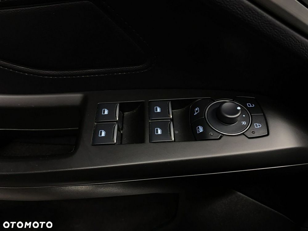 Ford Focus 1.0 EcoBoost mHEV Titanium X - 28