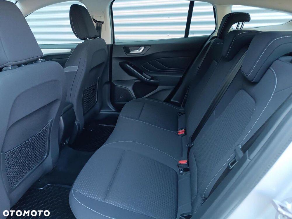 Ford Focus 1.5 EcoBlue SCR Connected - 30