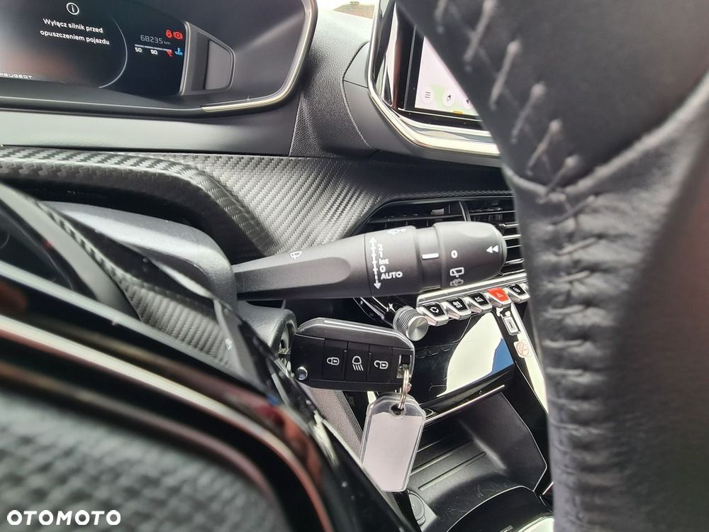 Peugeot 2008 PureTech 100 Allure S&S BVM6 - 24