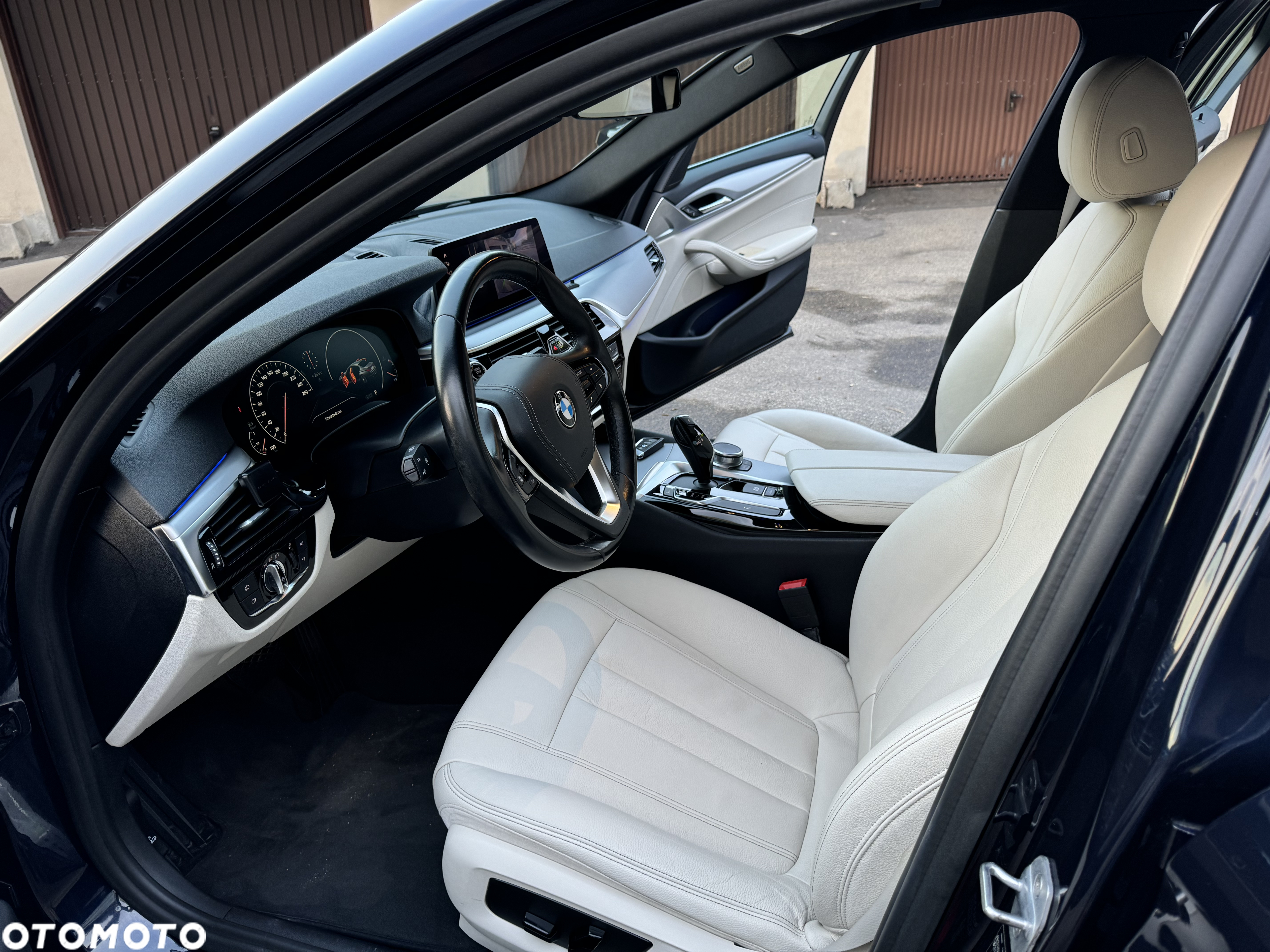 BMW Seria 5 520d - 2