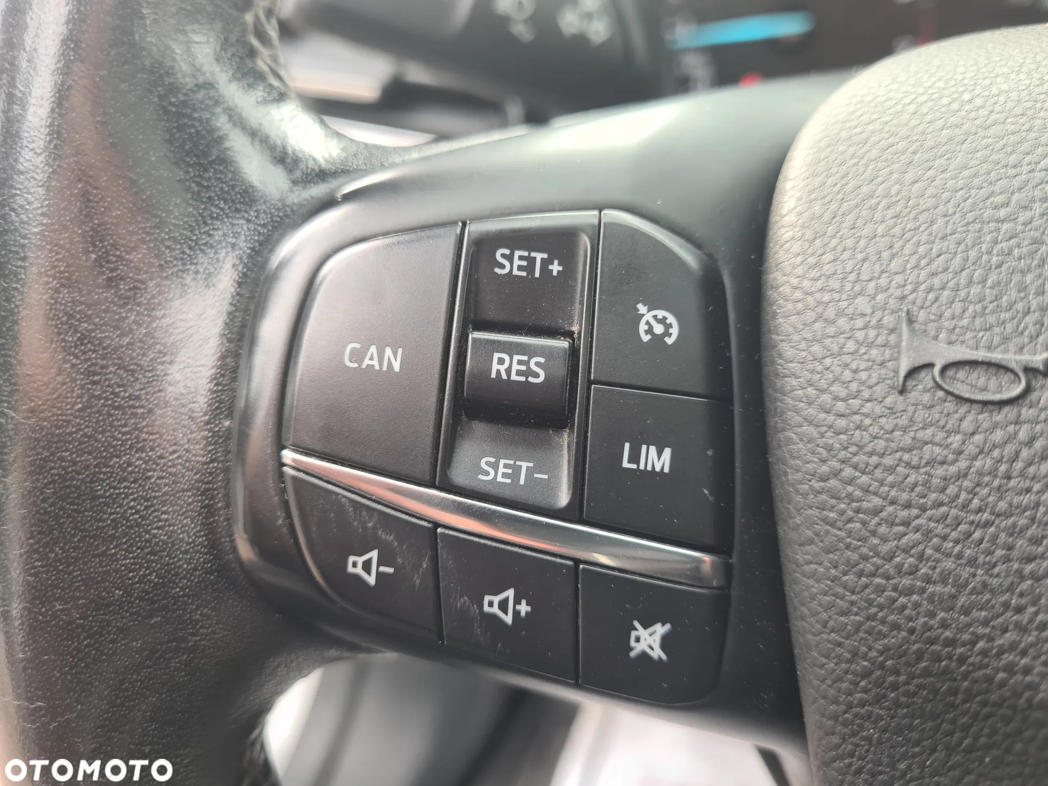 Ford Fiesta - 23