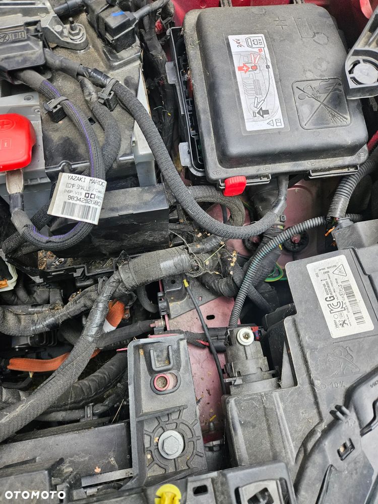 Peugeot 208 Elektromotor 136 GT - 15