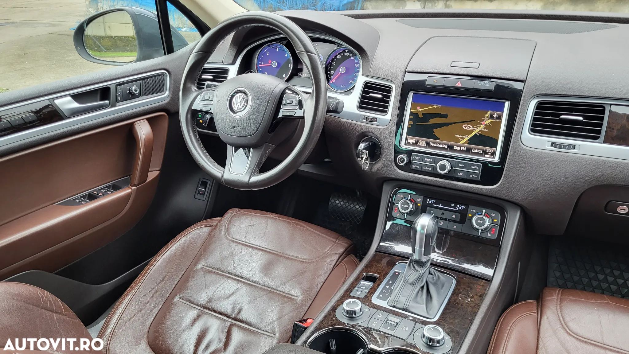 Volkswagen Touareg - 10