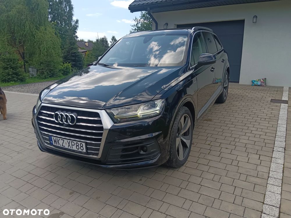 Audi Q7 2017 photo 2