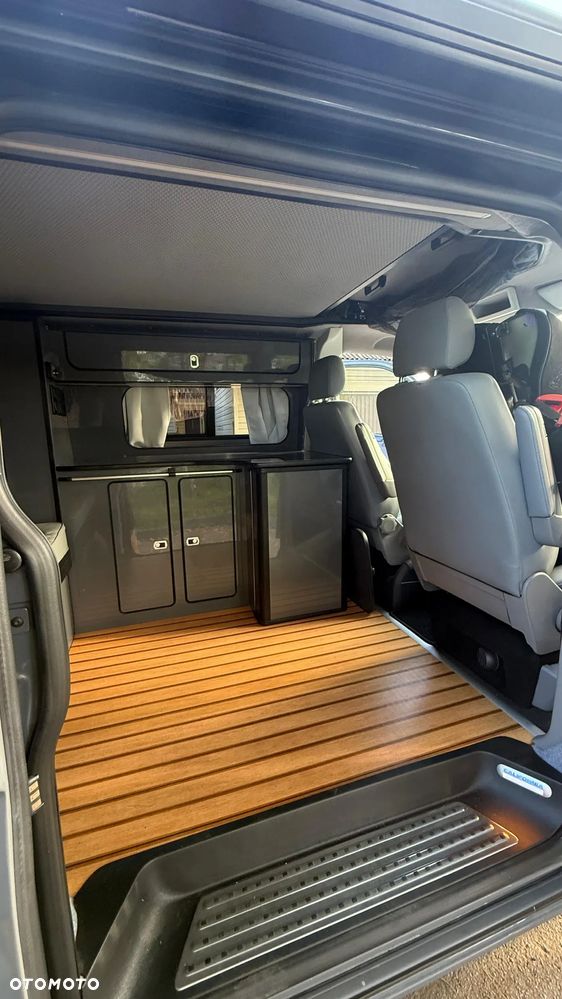 Volkswagen Transporter T5 TDI L1H1 - 8