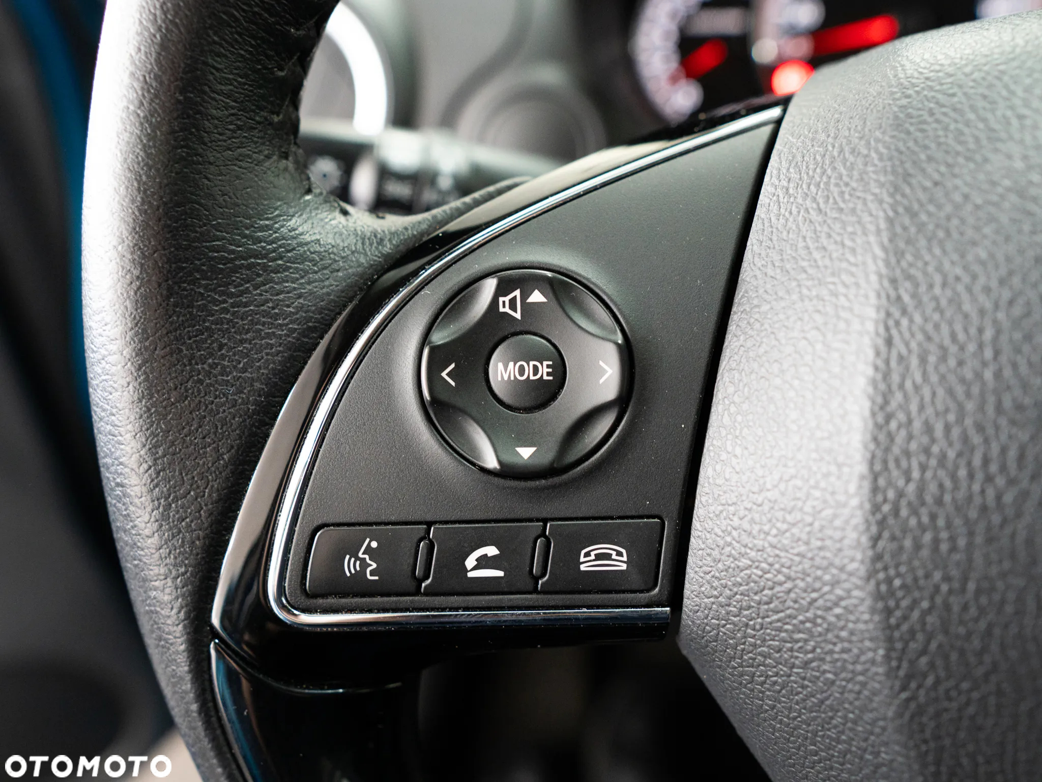 Mitsubishi Space Star 1.2 Intense CVT - 15
