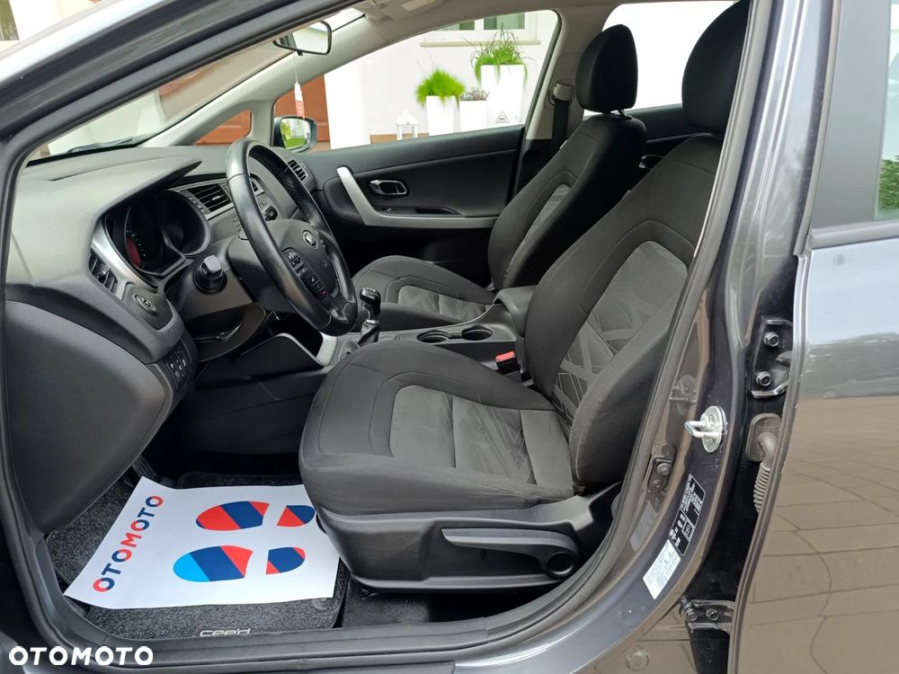 Kia Ceed 1.6 CRDi L - 27