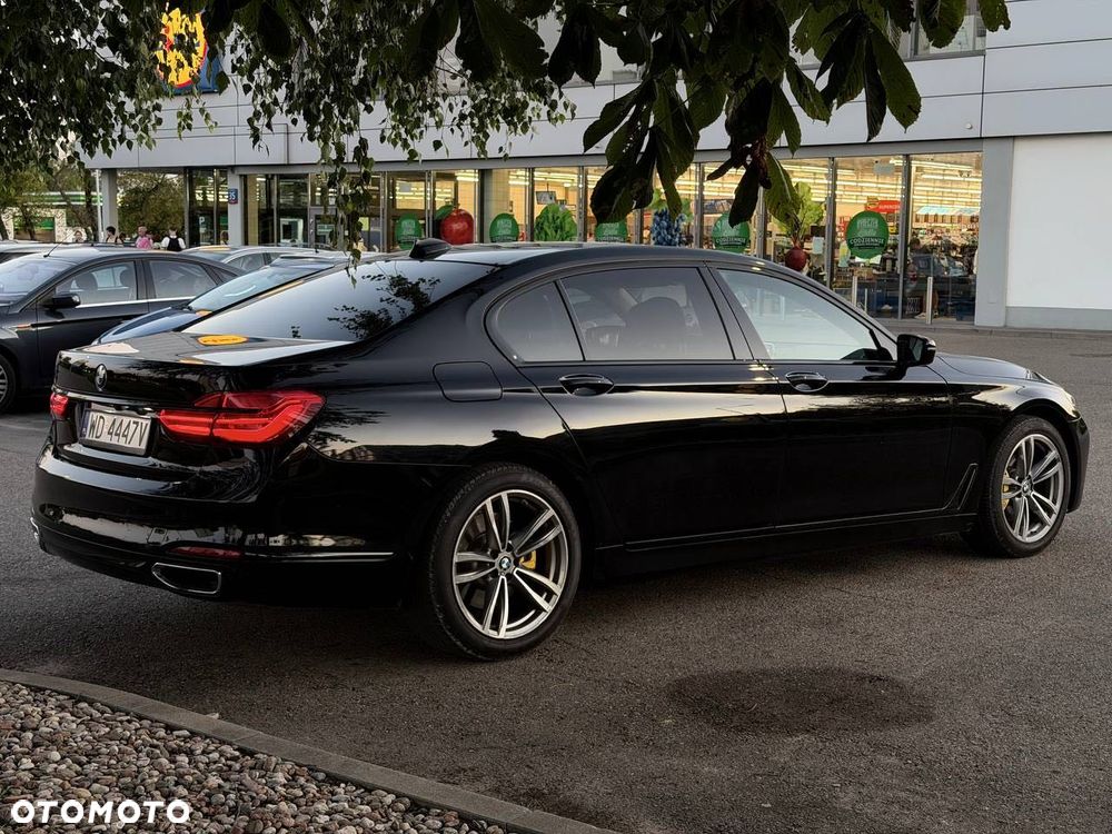 BMW Seria 7 - 4