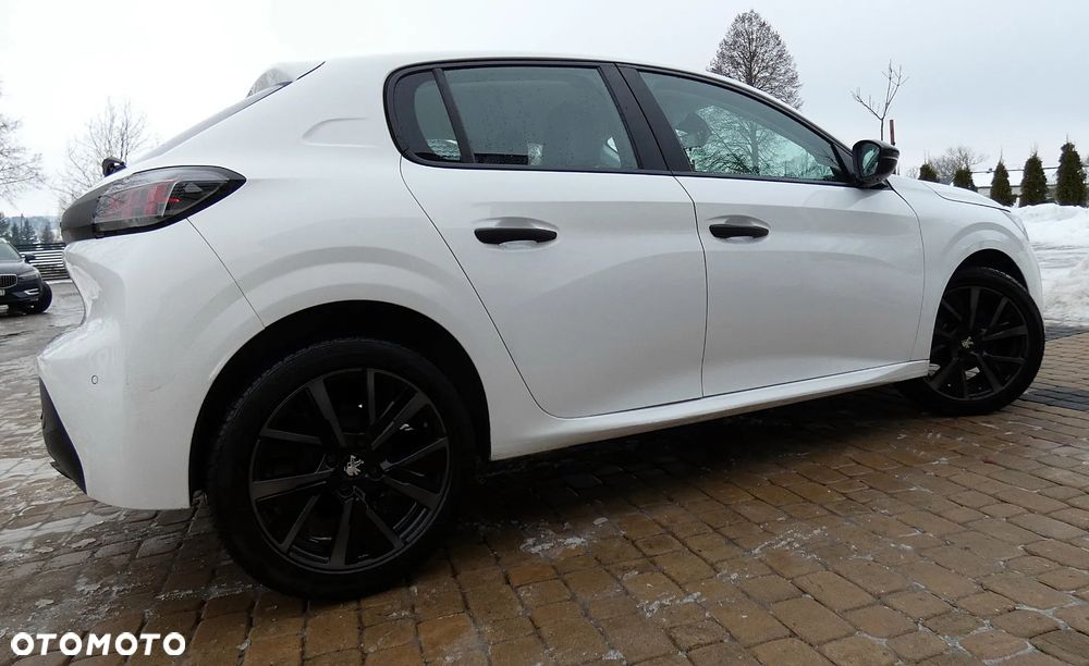 Peugeot 208 1.2 PureTech Like S&S - 12