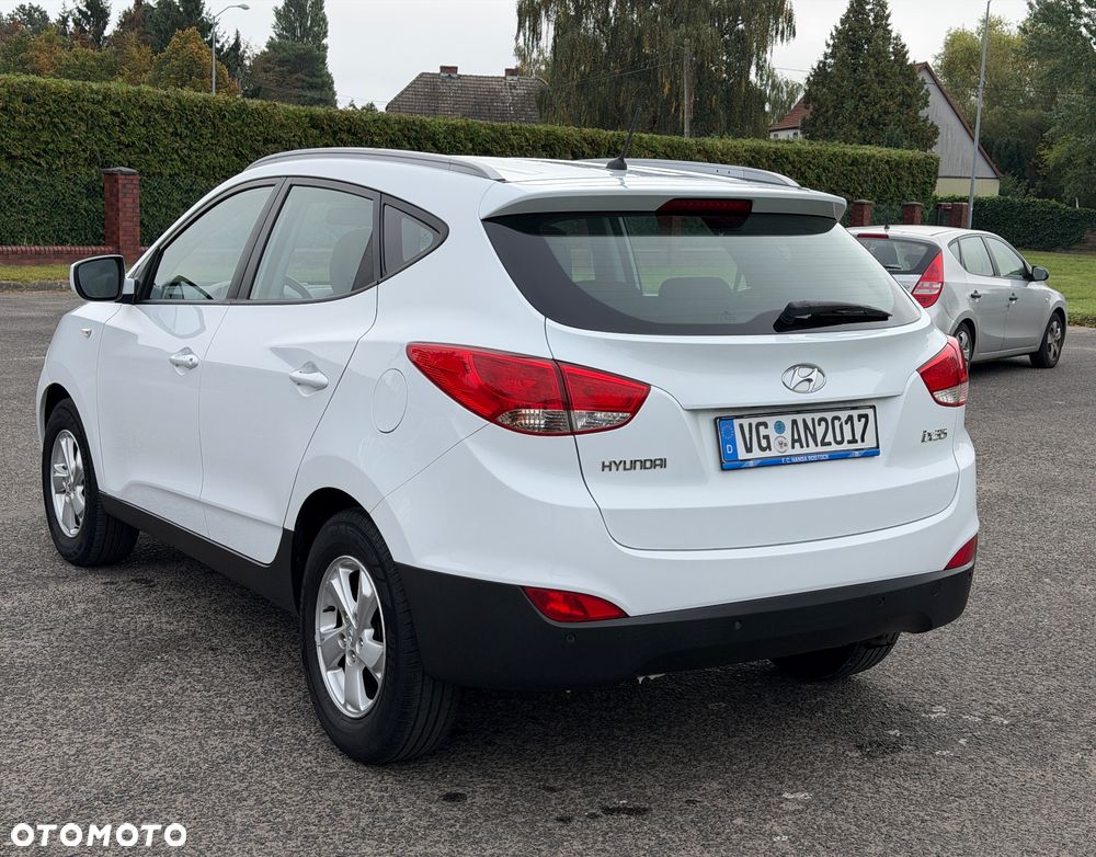 Hyundai ix35 - 11