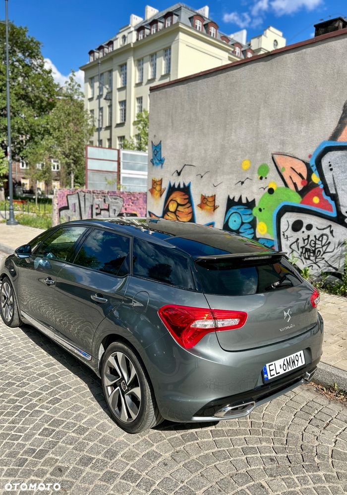 Citroën DS5 2.0 HDi SportChic - 4