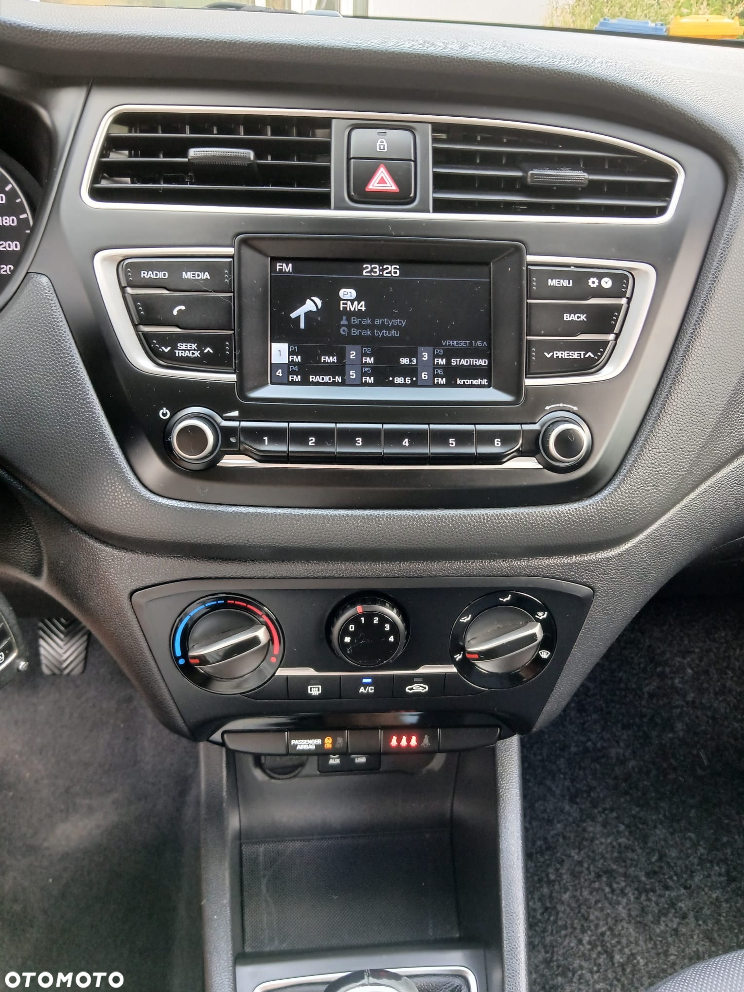 Hyundai i20 1.2 Classic + - 11