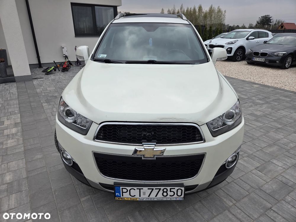 Chevrolet Captiva 2.2 D LTZ - 3