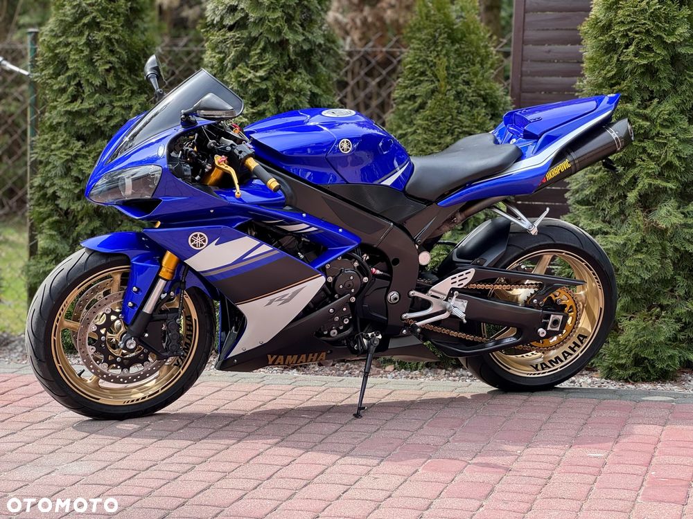 Yamaha YZF - 6