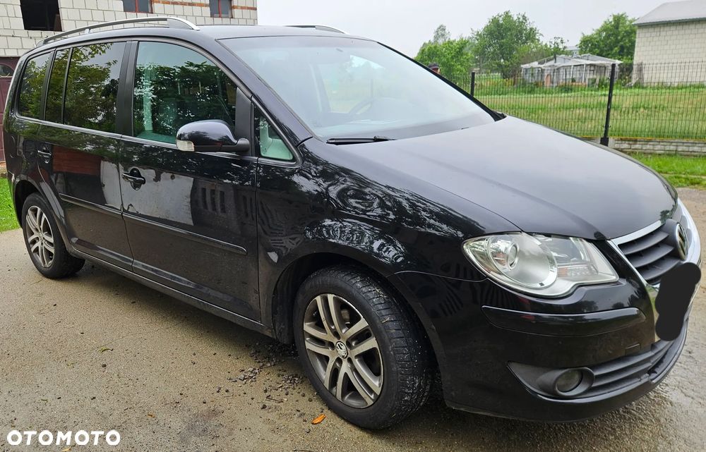 Volkswagen Touran - 2