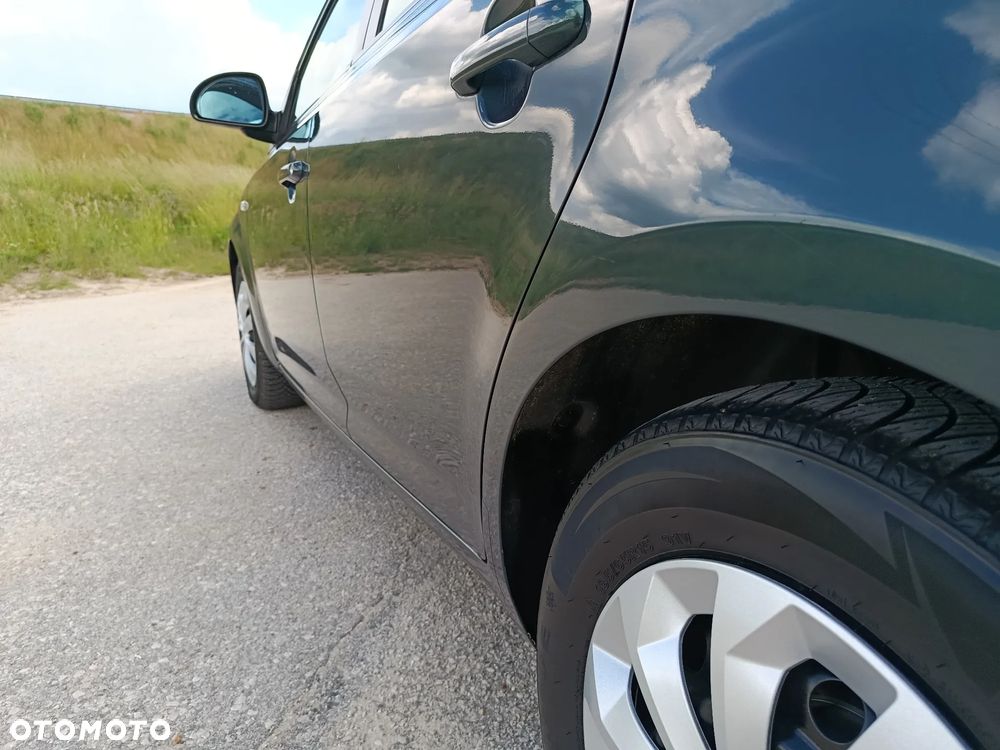 Kia Ceed - 13
