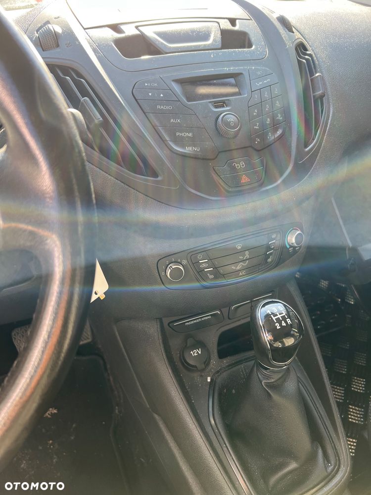 Ford Tourneo Courier 1.0 EcoBoost Trend - 9